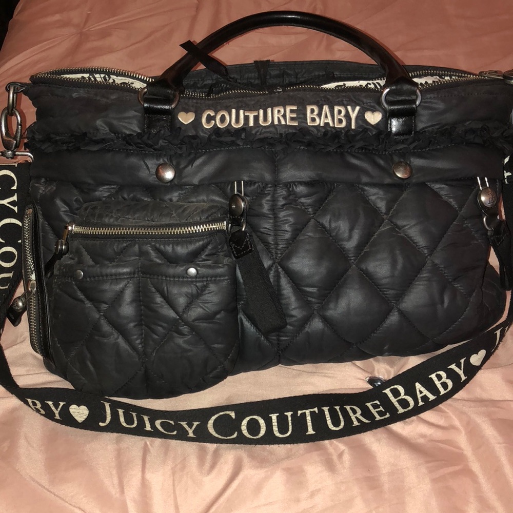 Adorable diaper bag ! JUICY COUTURE